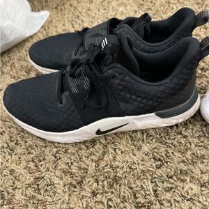 Nike tennis shoes, lightly used work great I just have too many shoes.